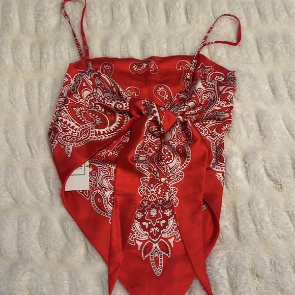 Red Bandana Print Top - Picture 3 of 3